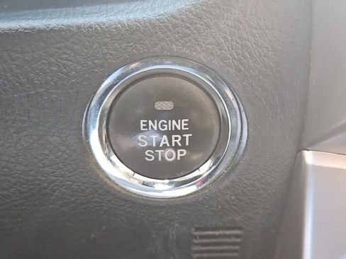 Used 2017 Toyota 4Runner 4WD image 27