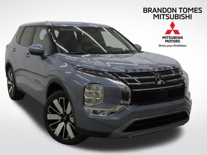 New 2025 Mitsubishi Outlander SE