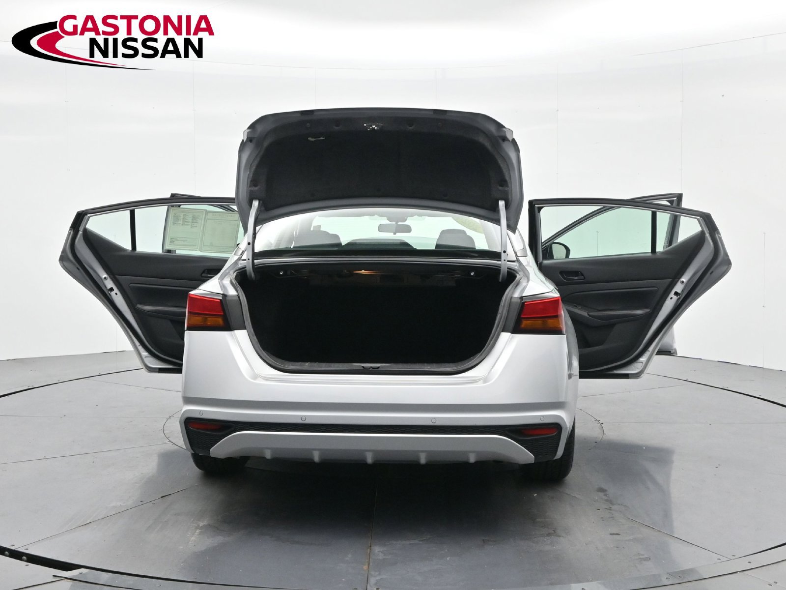 Used 2024 Nissan Altima 2.5 SV FWD image 43
