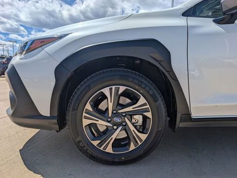 Used 2024 Subaru Crosstrek 2.0i Premium image 11