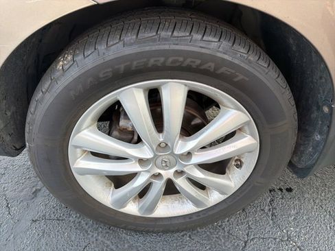 Used 2011 Hyundai Tucson Limited w/ Premium Pkg 3 image 30