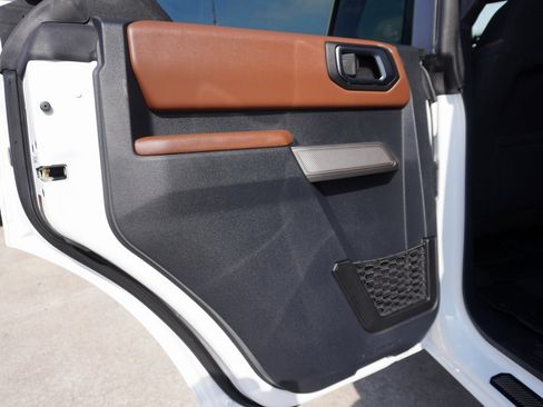 Used 2022 Ford Bronco Outer Banks image 22