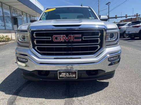 Used 2019 GMC Sierra 1500 SLE w/ SLE Value Package AWD/4WD image 12