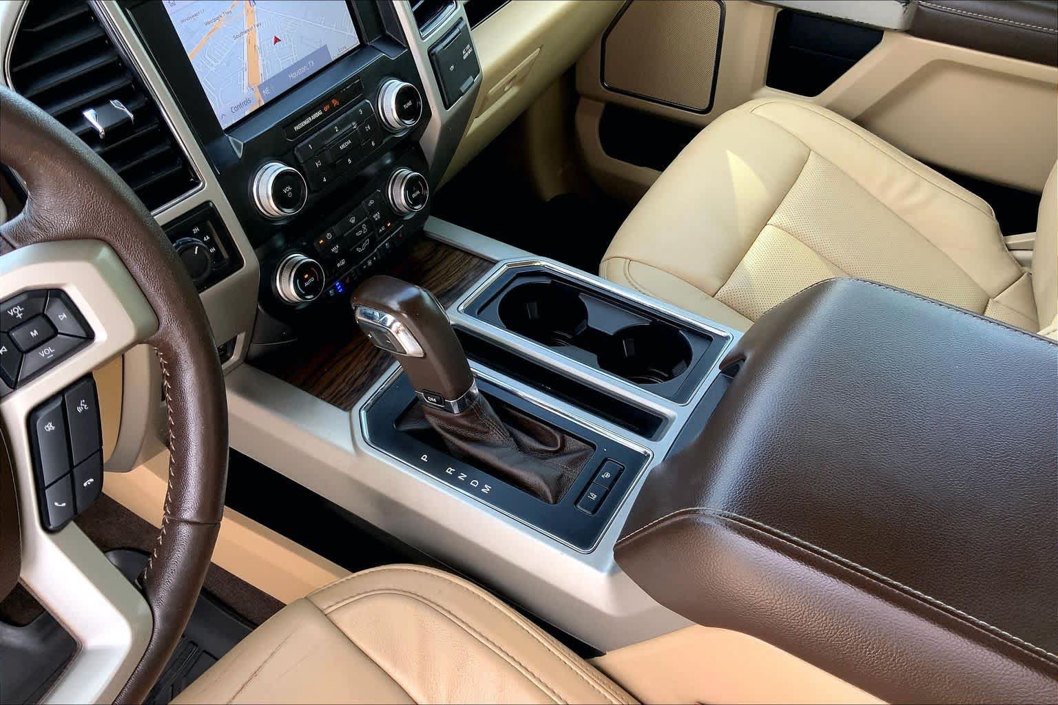 Used 2019 Ford F150 Lariat w/ Equipment Group 502A Luxury AWD/4WD image 17