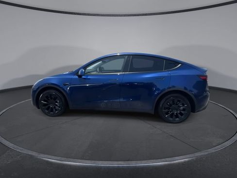Used 2023 Tesla Model Y Long Range AWD/4WD image 6
