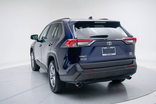 Used 2025 Toyota RAV4 XLE AWD/4WD image 3
