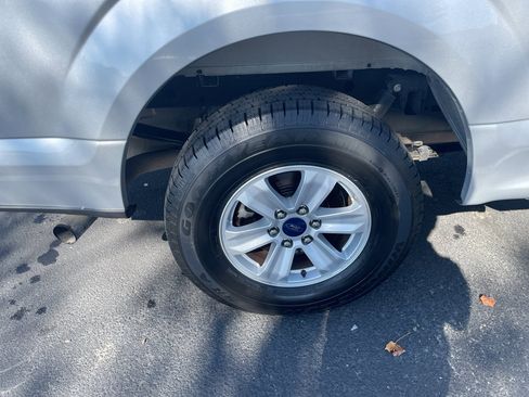 Used 2015 Ford F150 XLT w/ Equipment Group 301A Mid image 16