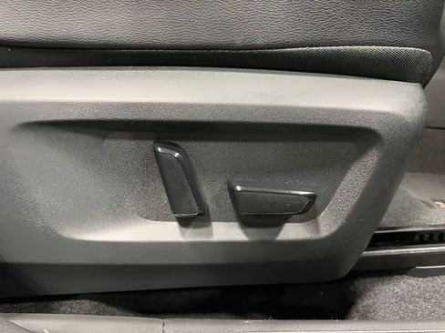 Certified 2023 Nissan Rogue SL w/ SL Premium Package AWD/4WD image 31