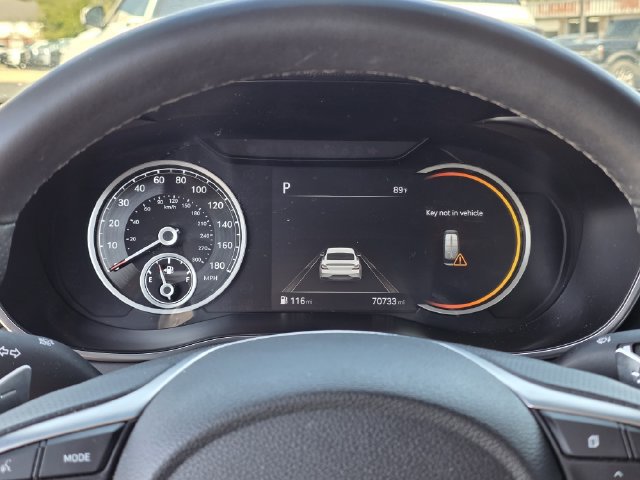 Used 2023 Genesis G70 2.0T RWD image 13