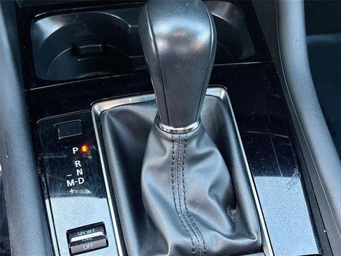 Used 2025 MAZDA MAZDA3 s image 18