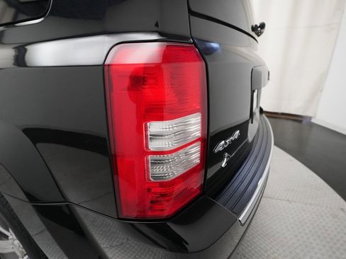 Used 2016 Jeep Patriot High Altitude image 30