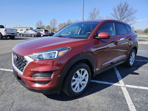 Used 2020 Hyundai Tucson SE image 11