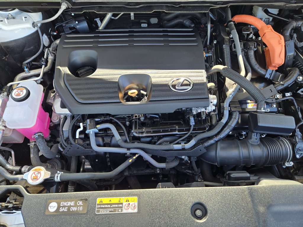 Certified 2024 Lexus RX 350h w/ Accessory Package (Z1) AWD/4WD image 31