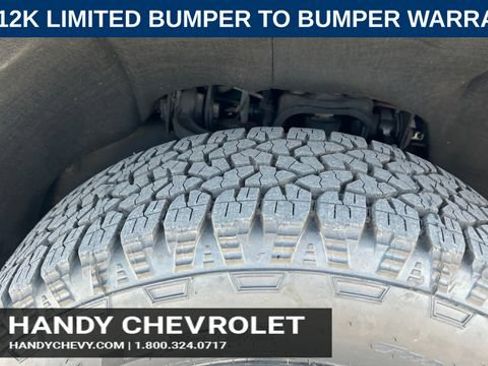 Certified 2024 Chevrolet Silverado 2500 LT w/ Midnight Edition AWD/4WD image 10