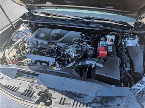 Used 2018 Toyota Camry SE FWD image 20