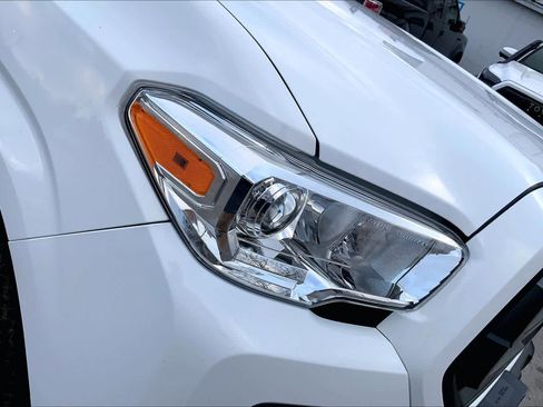 Used 2023 Toyota Tacoma SR image 27