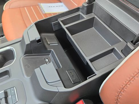 New 2025 GMC Sierra 2500 Denali Ultimate image 31