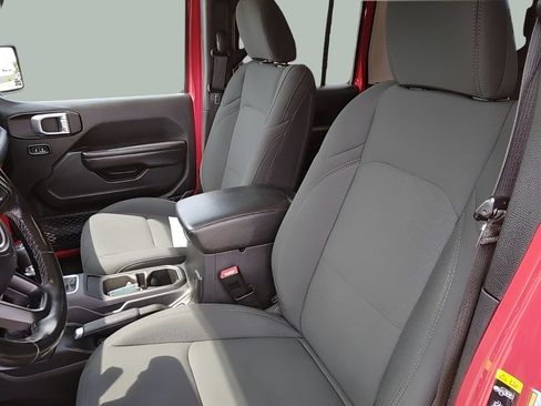 Used 2021 Jeep Gladiator Sport AWD/4WD image 14