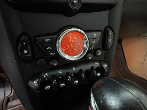 Used 2011 MINI Cooper S image 26