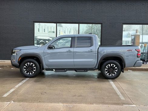 Used 2024 Nissan Frontier PRO-4X w/ Off-Road Protection Package image 18