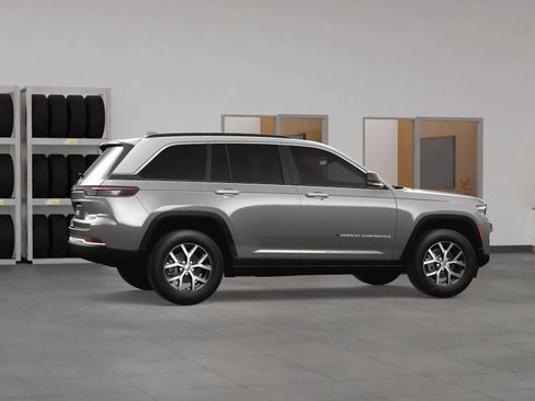 New 2025 Jeep Grand Cherokee Limited image 6