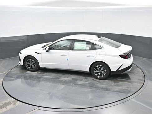 New 2026 Hyundai Sonata Blue image 25