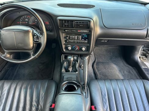 Used 2002 Chevrolet Camaro Z28 w/ SS Performance/Appearance Pkg image 15