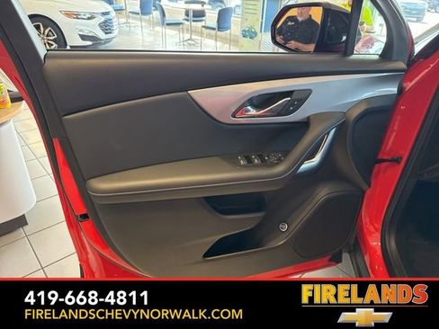 New 2025 Chevrolet Blazer LT w/ Convenience Package image 15