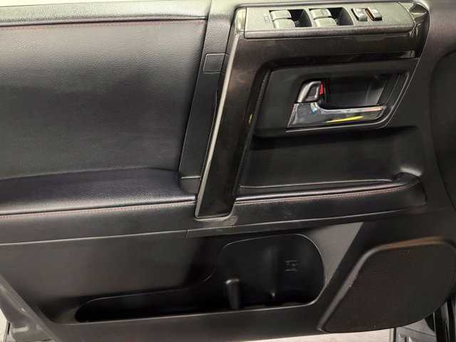 Used 2024 Toyota 4Runner TRD Off-Road Premium w/ Moonroof Package AWD/4WD image 10