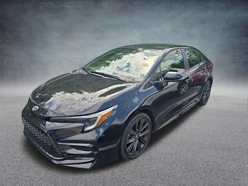 Used 2025 Toyota Corolla SE FWD image 4