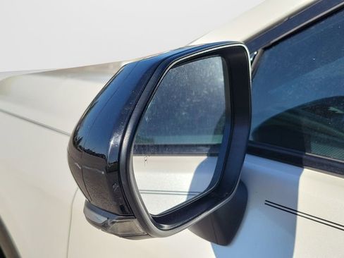 Used 2021 Toyota Avalon TRD image 5