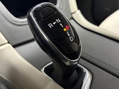 Used 2019 Cadillac XT5 Luxury image 37