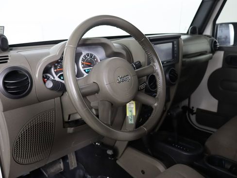Used 2008 Jeep Wrangler Unlimited Rubicon w/ PWR Convenience Group image 18