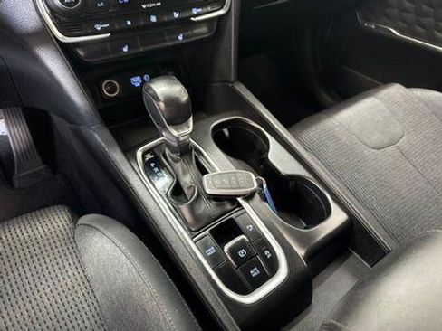 Used 2019 Hyundai Santa Fe SEL FWD image 19