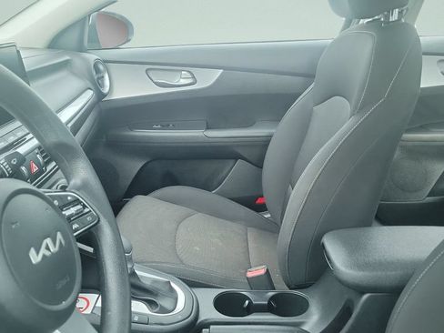 Used 2024 Kia Forte LXS FWD image 5