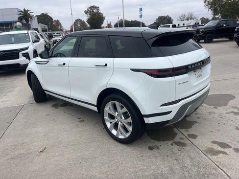 Used 2023 Land Rover Range Rover Evoque S image 4