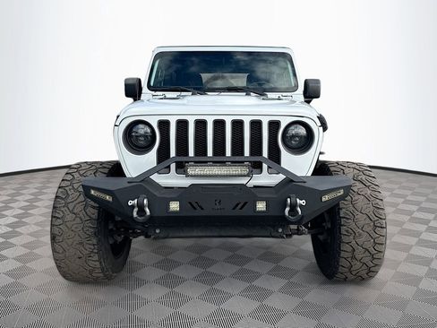 Used 2021 Jeep Wrangler Rubicon image 2