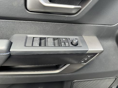 New 2026 Toyota Tundra Platinum AWD/4WD image 15