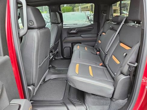 New 2026 GMC Sierra 1500 AT4 w/ AT4 Premium Package AWD/4WD image 12