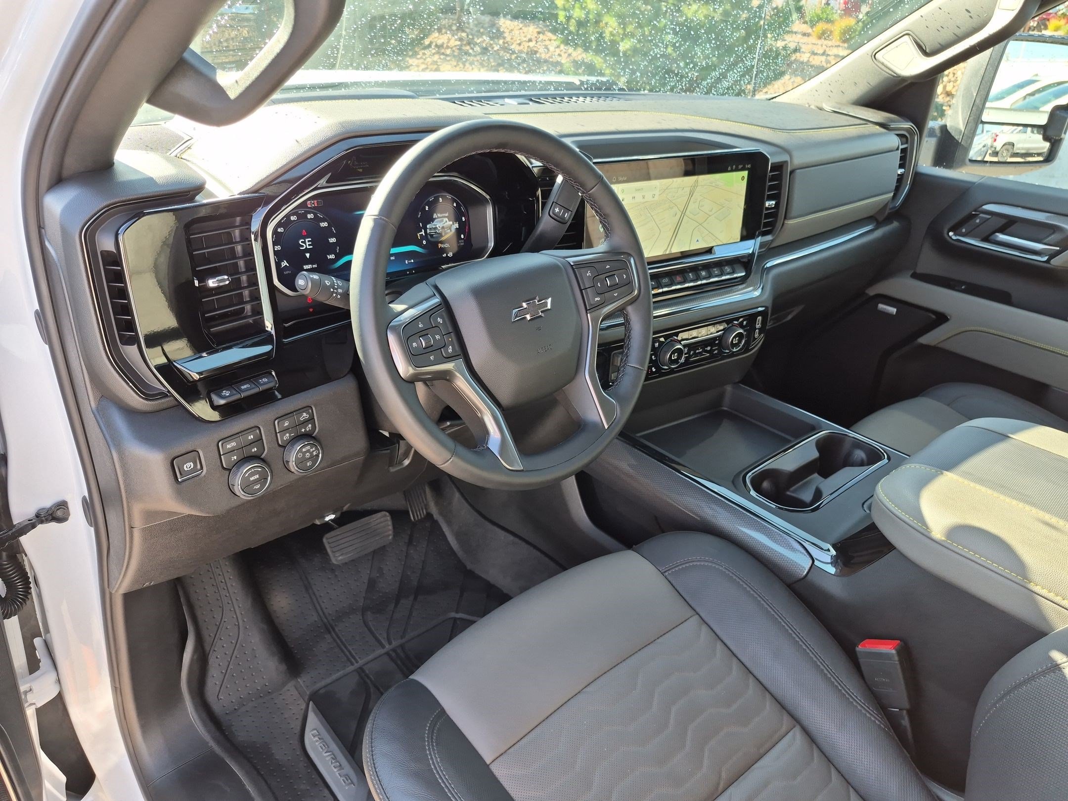 Used 2026 Chevrolet Silverado 2500 ZR2 w/ LPO, Dark Essentials Package AWD/4WD image 14