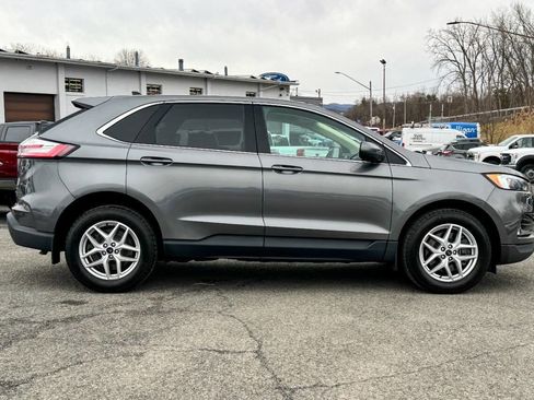 Used 2023 Ford Edge SEL w/ Convenience Package image 2