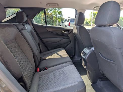 Used 2024 Chevrolet Equinox LT FWD image 26