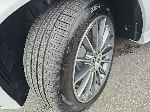 New 2026 Mercedes-Benz GLE 350 4MATIC image 34