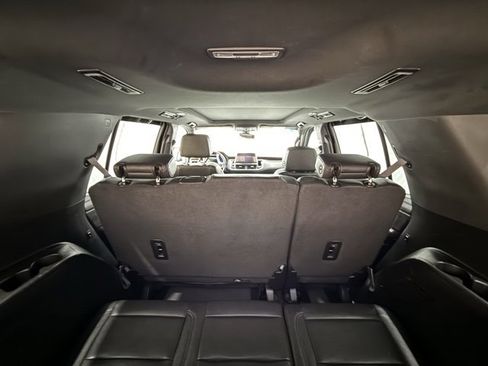 Used 2022 Chevrolet Tahoe Z71 w/ Luxury Package image 30