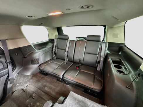Used 2011 Chevrolet Tahoe LTZ AWD/4WD image 12