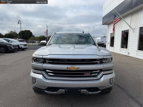 Used 2017 Chevrolet Silverado 1500 LTZ Z71 w/ LTZ Plus Package AWD/4WD image 2