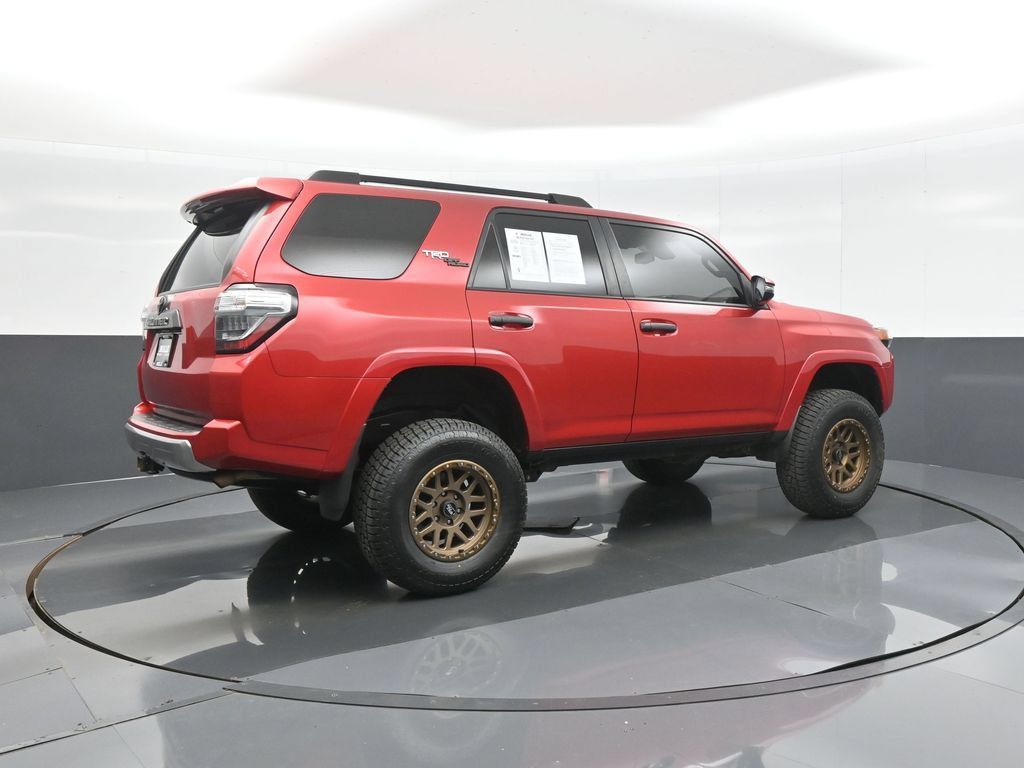 Used 2022 Toyota 4Runner TRD Off-Road Premium AWD/4WD image 7