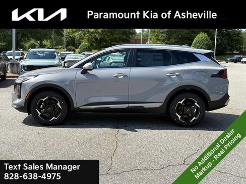 New 2026 Kia Sportage EX AWD/4WD image 3