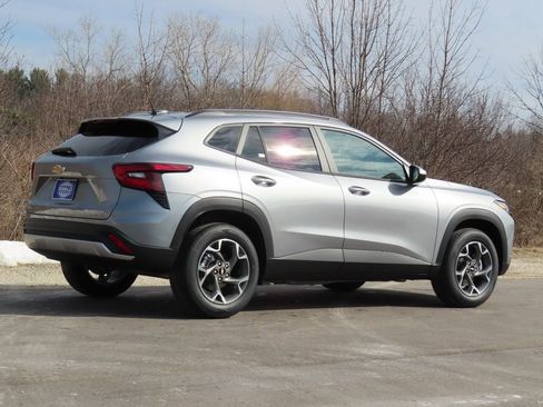 New 2026 Chevrolet Trax LT w/ Driver Confidence Package image 3