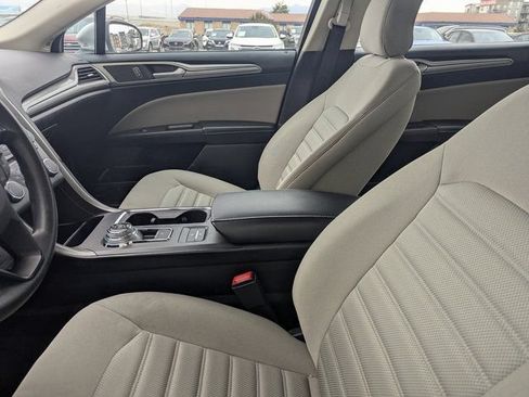 Used 2018 Ford Fusion S FWD image 11